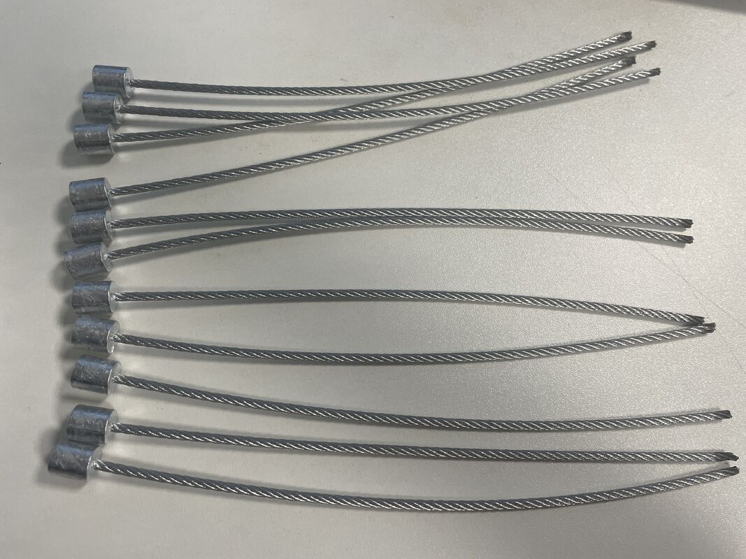 3.0mm Galvanized Cable Gripper with Zinc Alloy Die-casting for Customized Size Lighting Accessories